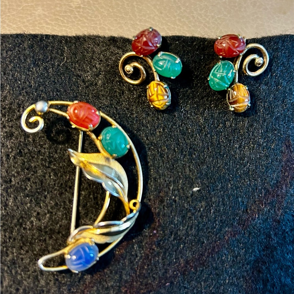 Vintage Drixell Scarab 12K gold filled broach & earrings